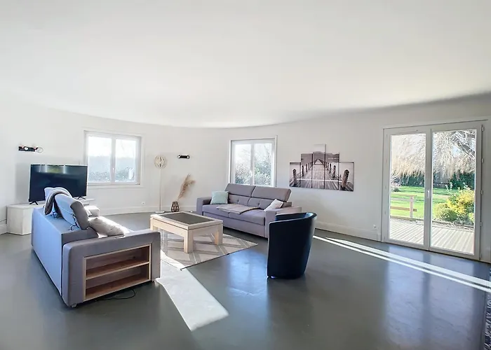 Maison De En Famille 别墅 *